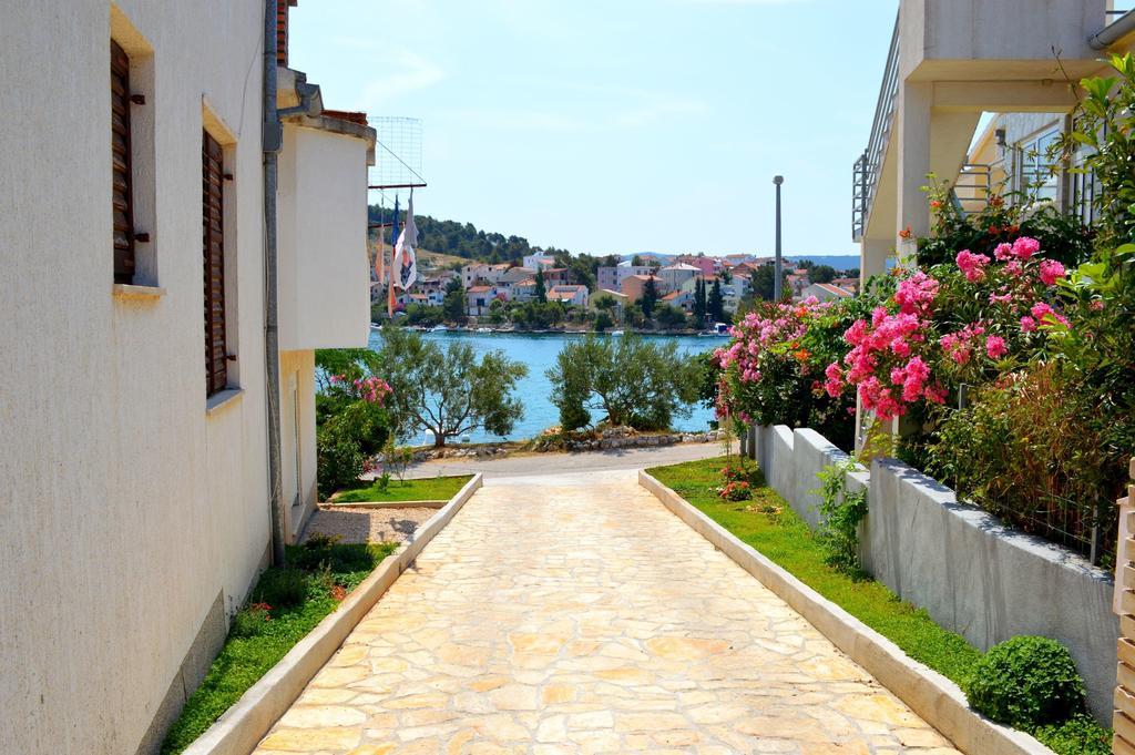 Apartments Senka Zaboric Esterno foto